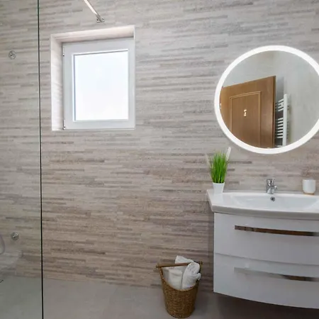 In - Istrien 10097 Holiday home *