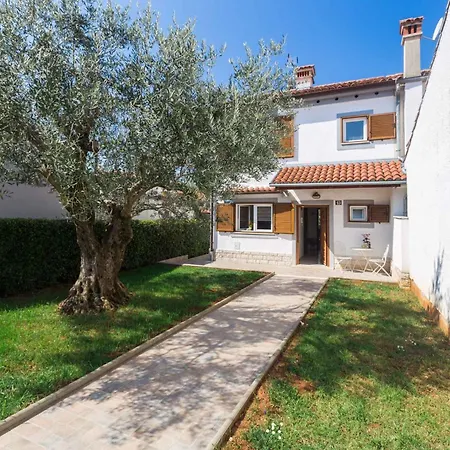 In - Istrien 10097 * 포레치